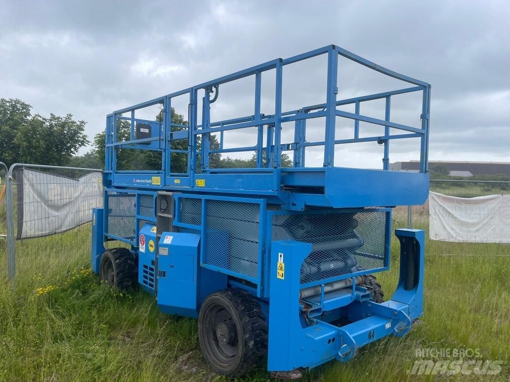 Genie GS 4390 RT Žirkliniai keltuvai