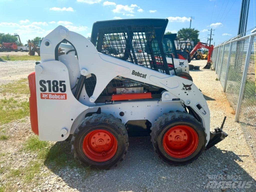 Bobcat S 185 Krautuvai su šoniniu pasukimu