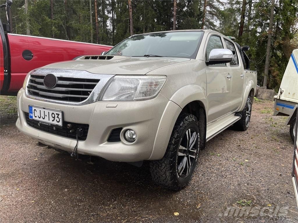 Toyota Hilux Visuotinės / bendrosios paskirties automobiliai