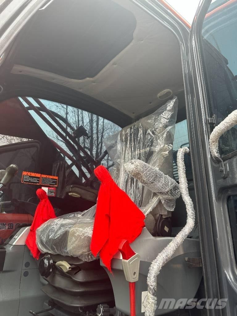 Doosan DX225 Vikšriniai ekskavatoriai