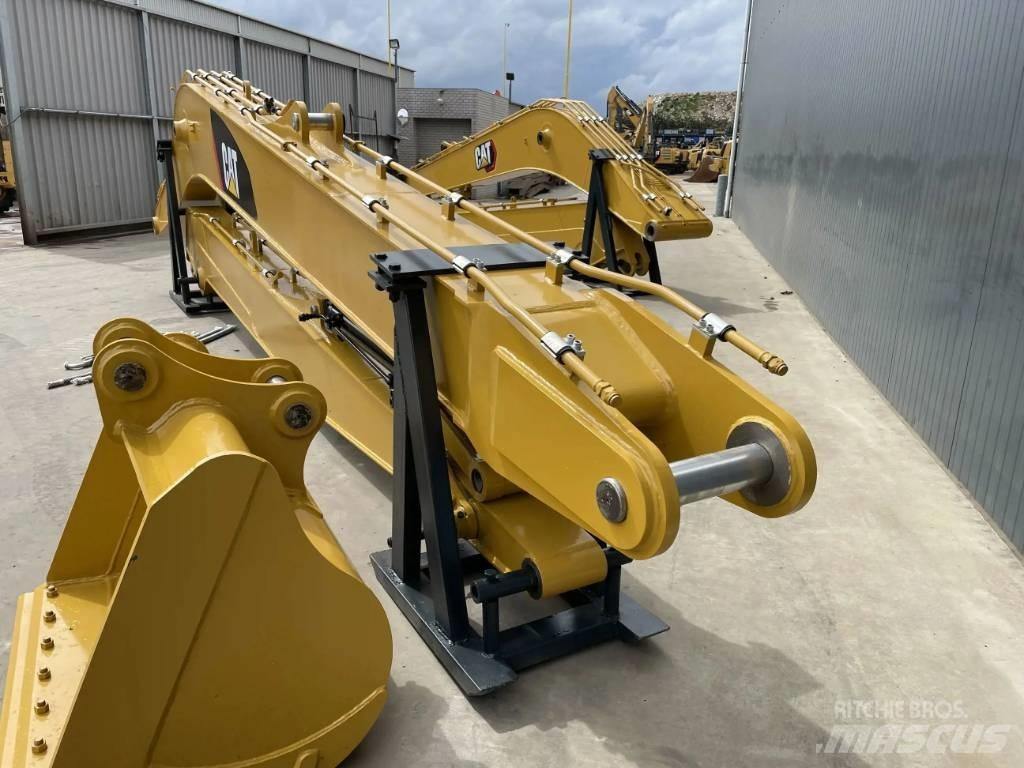 CAT 323E 15m Set Tranšėjų kasimo technika