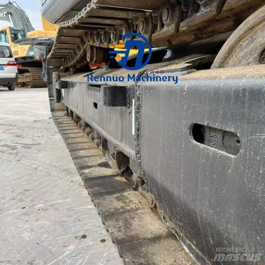 Hitachi EX 120 Vikšriniai ekskavatoriai