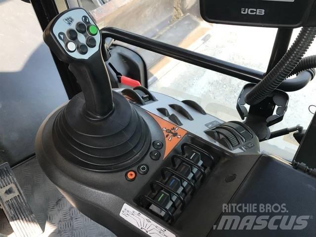 JCB 4190 FASTRAC Traktoriai