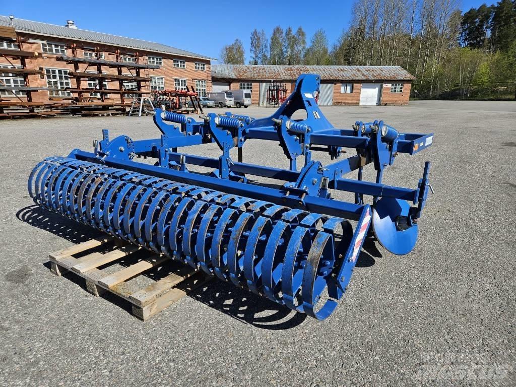 Rolmako U 453 Kultivatoriai