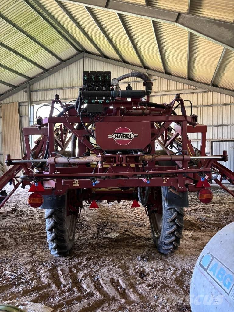 Hardi 2800 Prikabinami purkštuvai