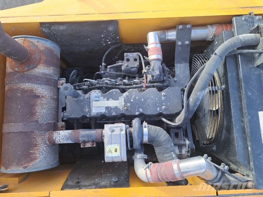 Hyundai R 210 LC 7A Vikšriniai ekskavatoriai