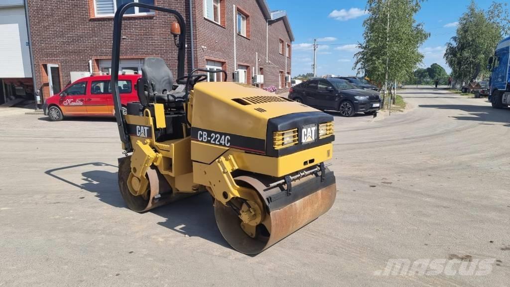 CAT CB 224 C Porinių būgnų volai