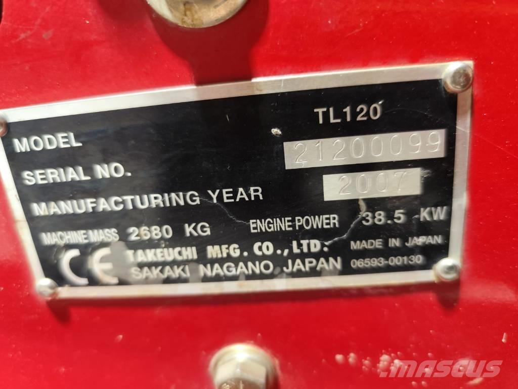 Takeuchi TL120 Krautuvai su šoniniu pasukimu