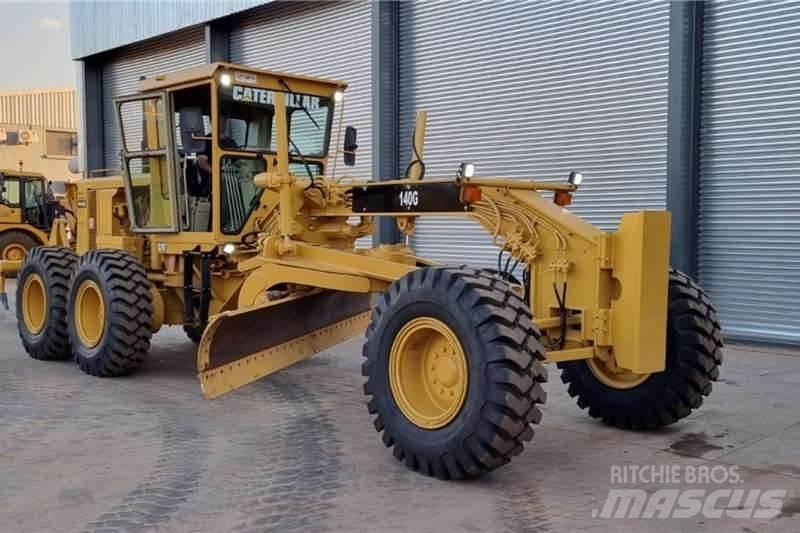 CAT  140G Greideriai