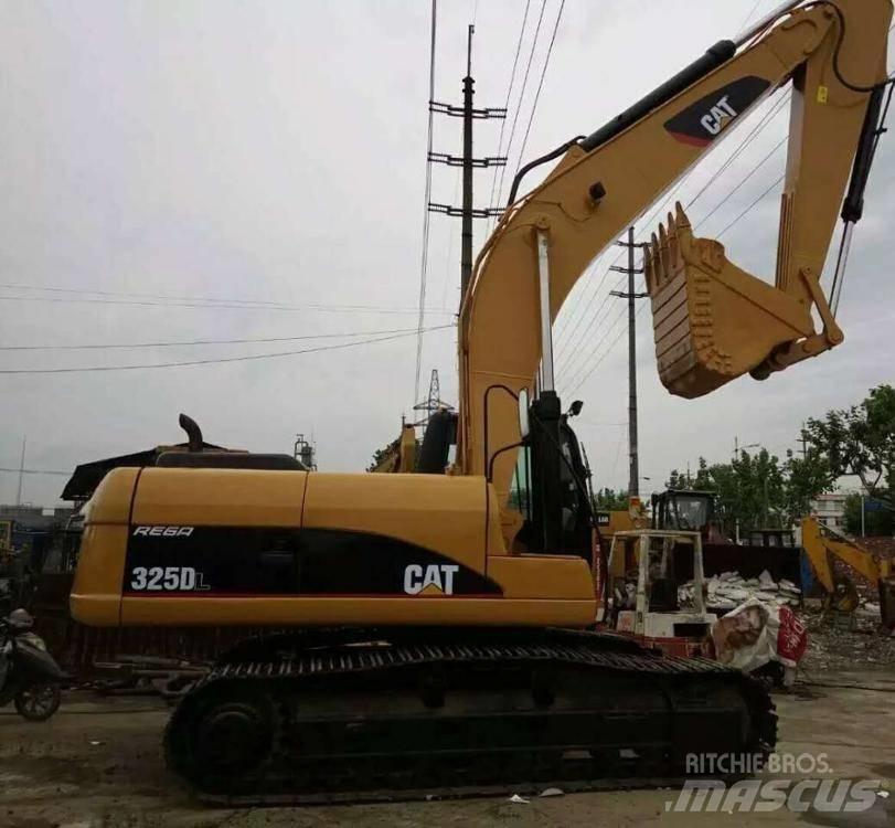 CAT 325DL Vikšriniai ekskavatoriai