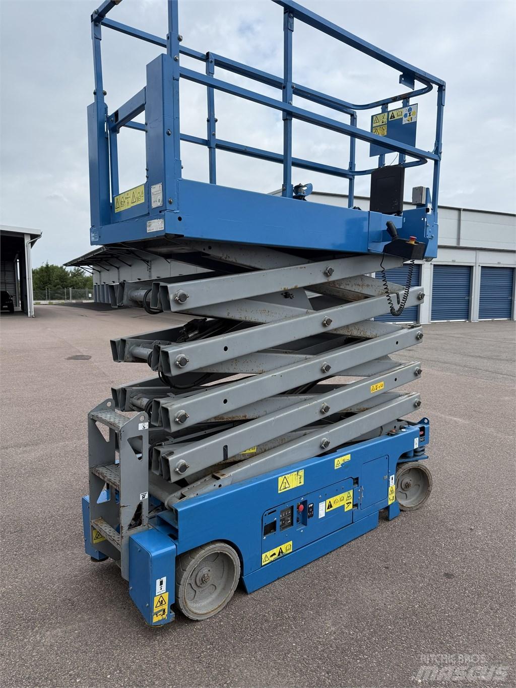 Genie GS3232 Žirkliniai keltuvai