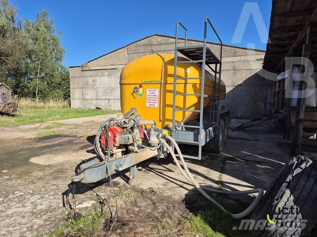 Laumetris PTL-12V Savivartės priekabos