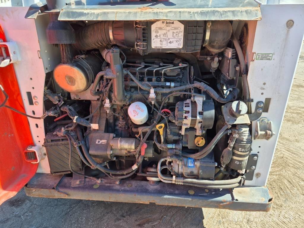 Bobcat S 570 Krautuvai su šoniniu pasukimu