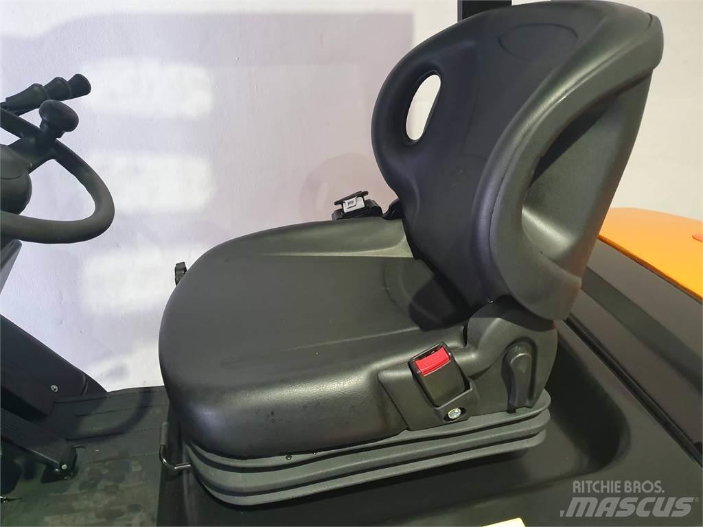  CPCD25T8 S4S Dyzeliniai krautuvai