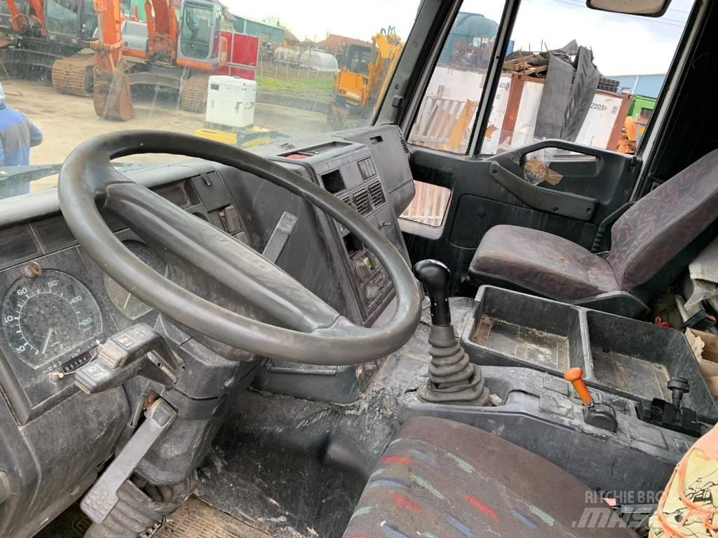 Iveco Eurotech Savivarčių priekabų vilkikai