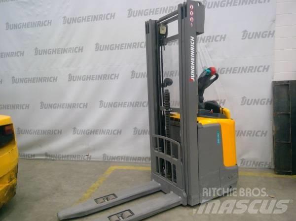 Jungheinrich ERC 212 Savaeigiai rietuvai