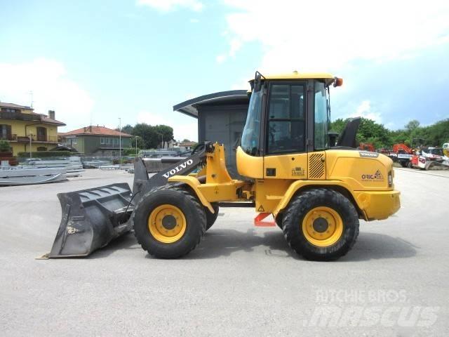 Volvo L30 GS Naudoti ratiniai krautuvai