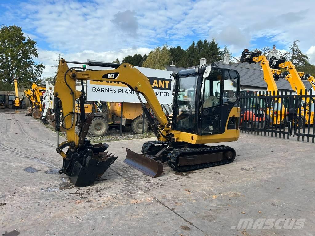 CAT 302.5 C Mini ekskavatoriai < 7 t