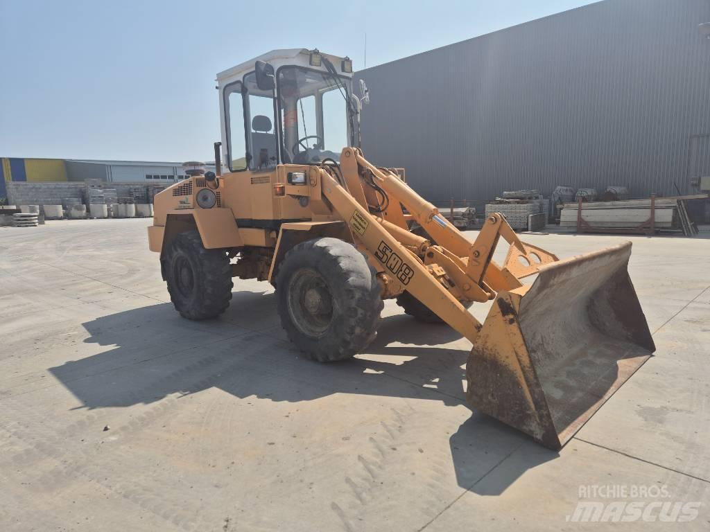 Liebherr 508 Naudoti ratiniai krautuvai