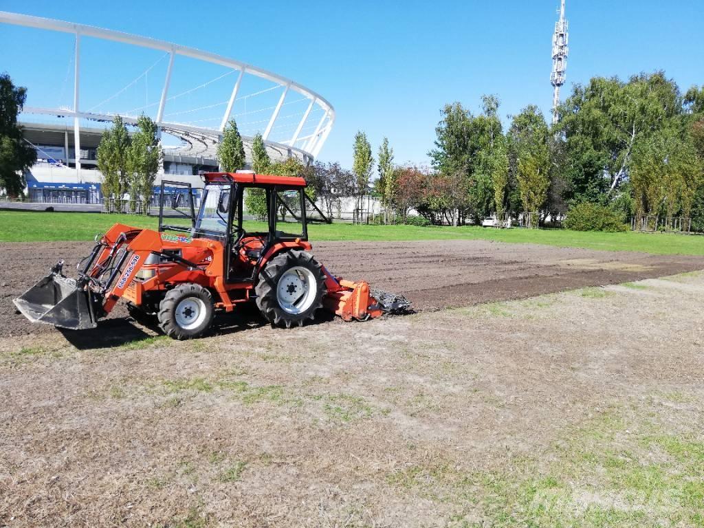 Kubota GT26 Naudoti kompaktiški traktoriai