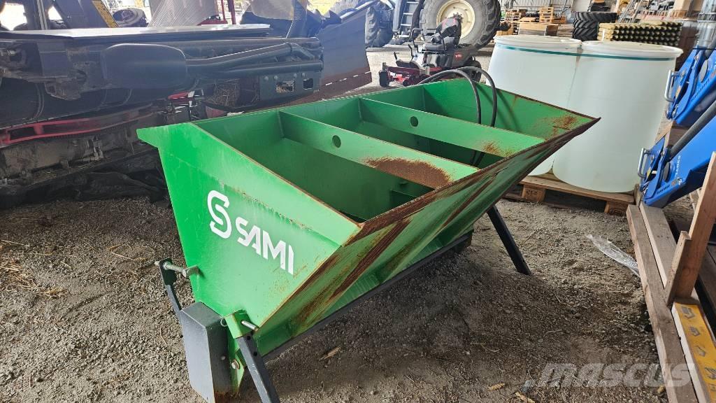 Sami SL-1500 Smėlio ir druskos barstytuvai