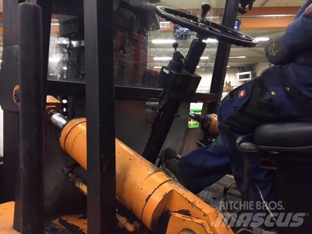 Still DFG20-3801 Dyzeliniai krautuvai