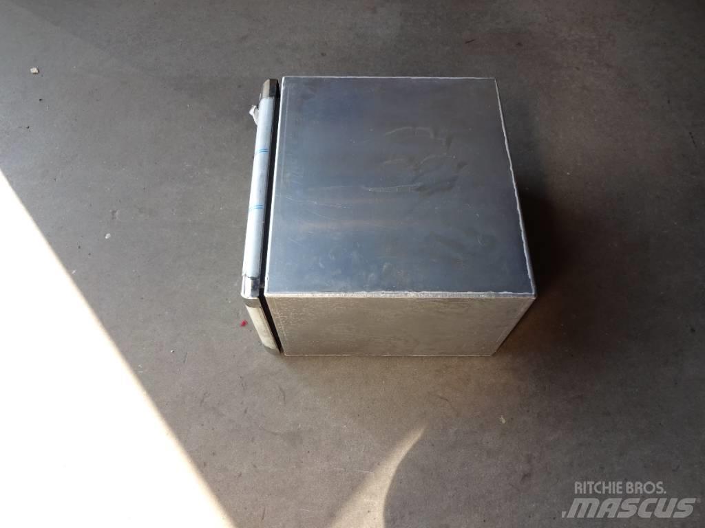  Krima Låda 50x50x30 Transportas - Kita
