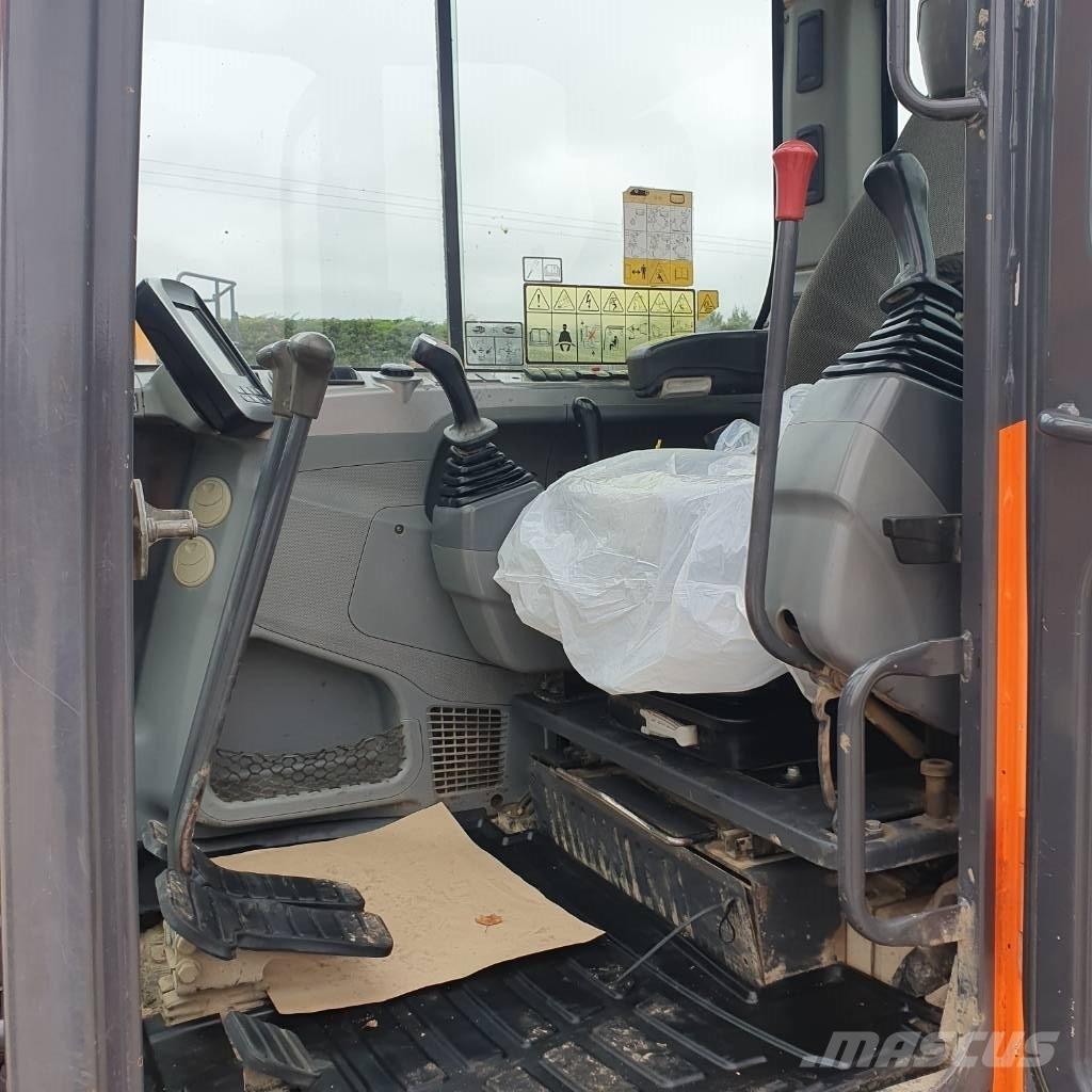 Doosan DX 85 R-3 Vidutinės galios ekskavatoriai 7-12 t