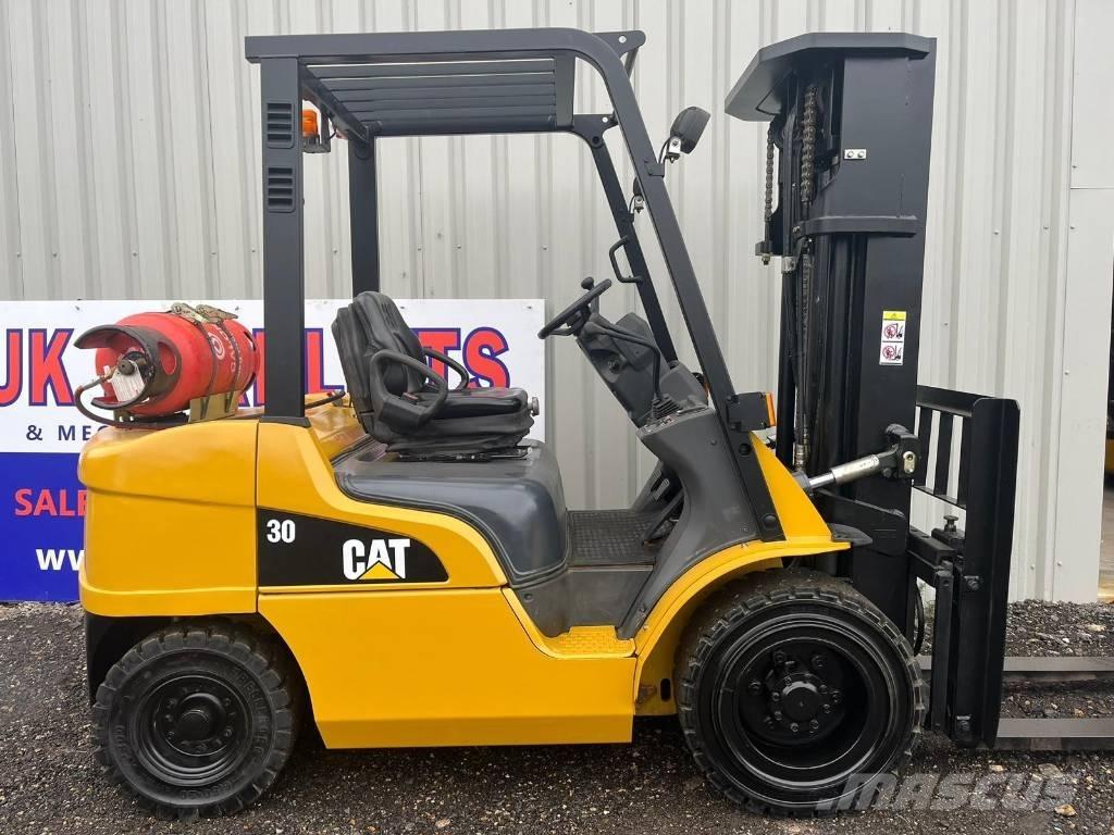 CAT GP30NT LPG (dujiniai) krautuvai