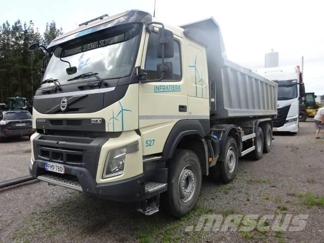 Volvo FMX 8x4 Savivarčių priekabų vilkikai