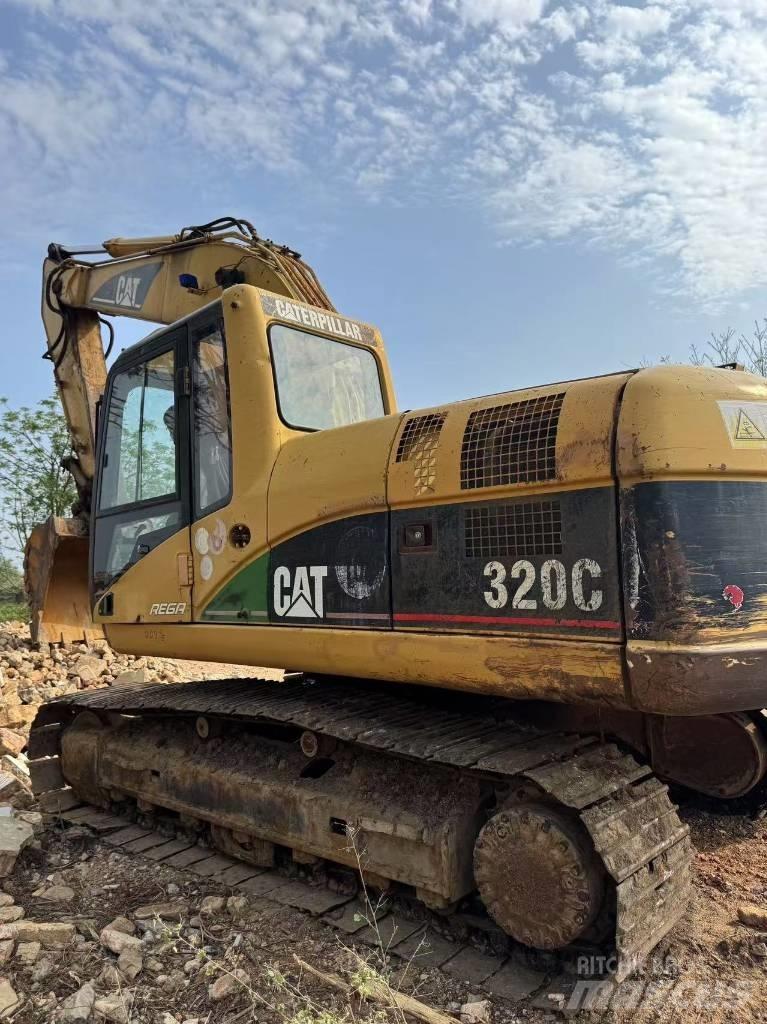 CAT 320 C Vikšriniai ekskavatoriai