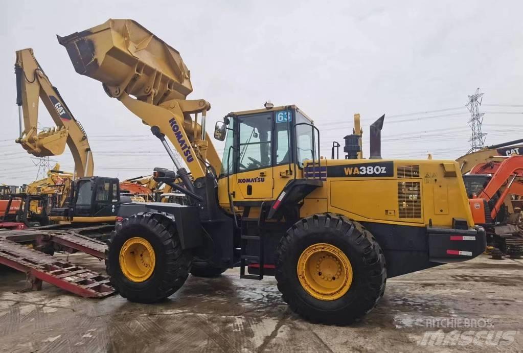 Komatsu WA 380 Naudoti ratiniai krautuvai