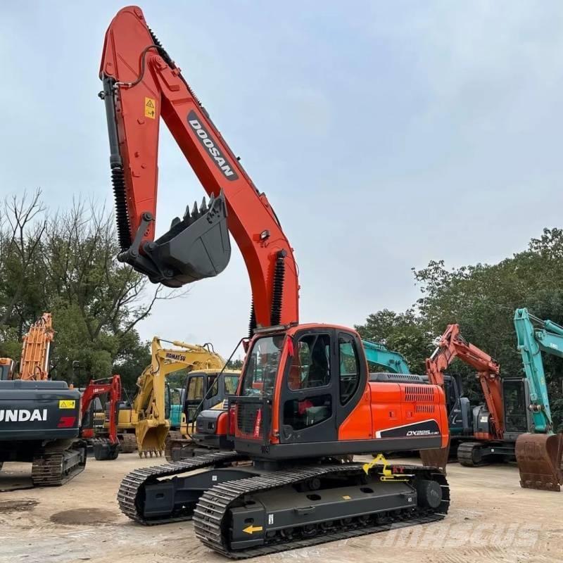 Doosan DX225-9C Vikšriniai ekskavatoriai