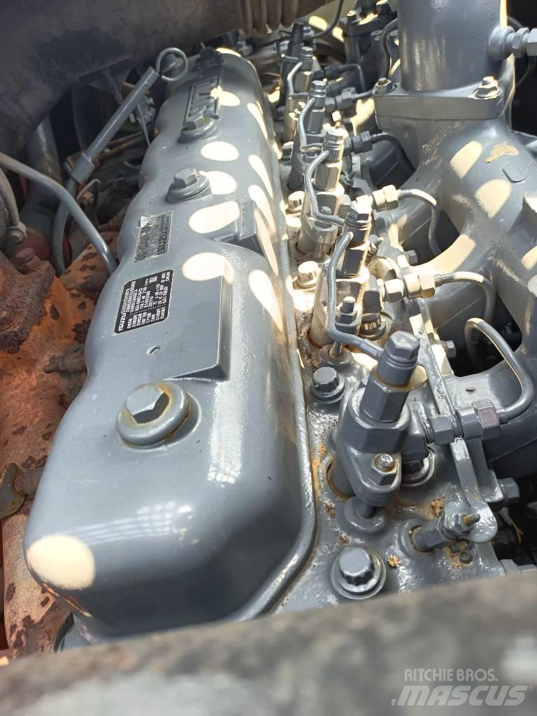 Hitachi ZX 240 Vikšriniai ekskavatoriai