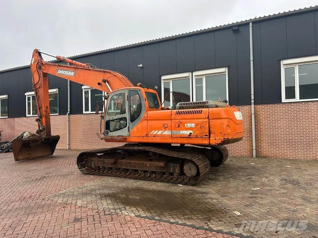 Doosan DX255LC Vikšriniai ekskavatoriai
