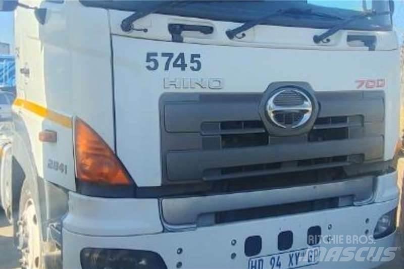 Hino 700 2841 Kita