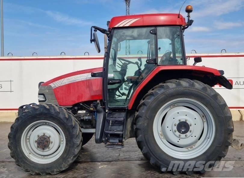 McCormick MC105 Traktoriai