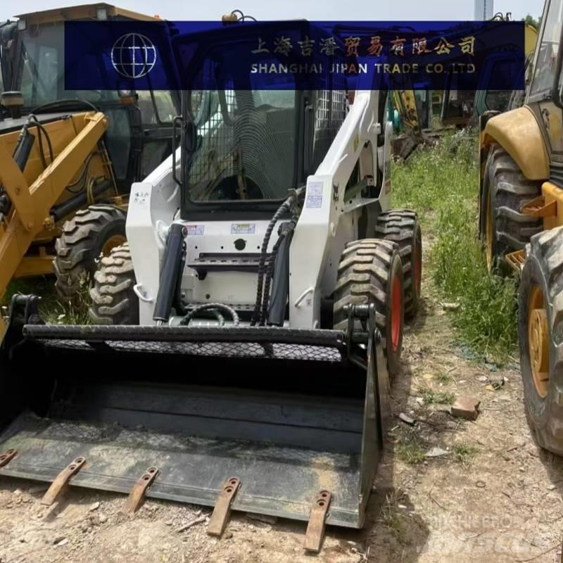 Bobcat S 300 Krautuvai su šoniniu pasukimu