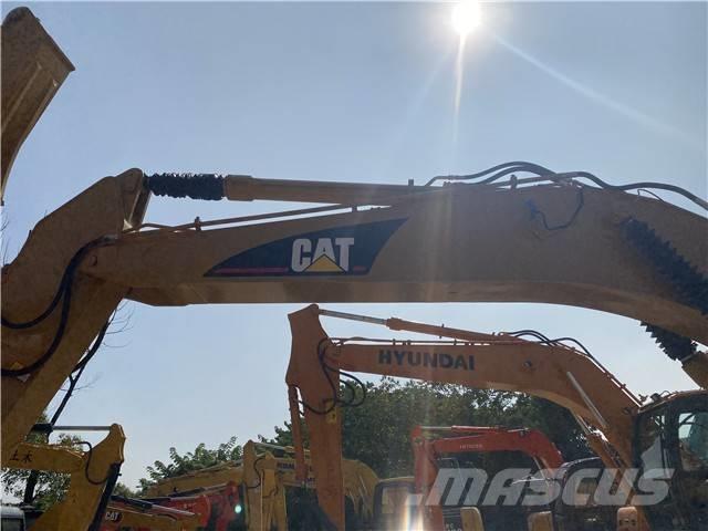 CAT 320 C Vikšriniai ekskavatoriai