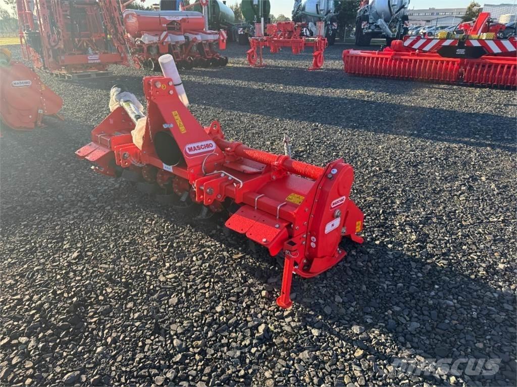 Maschio H 205 Dirvos paruošimo vynuogynams technika
