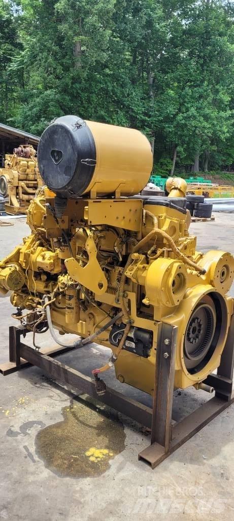 CAT 740B ENGINE Karjeriniai savivarčiai
