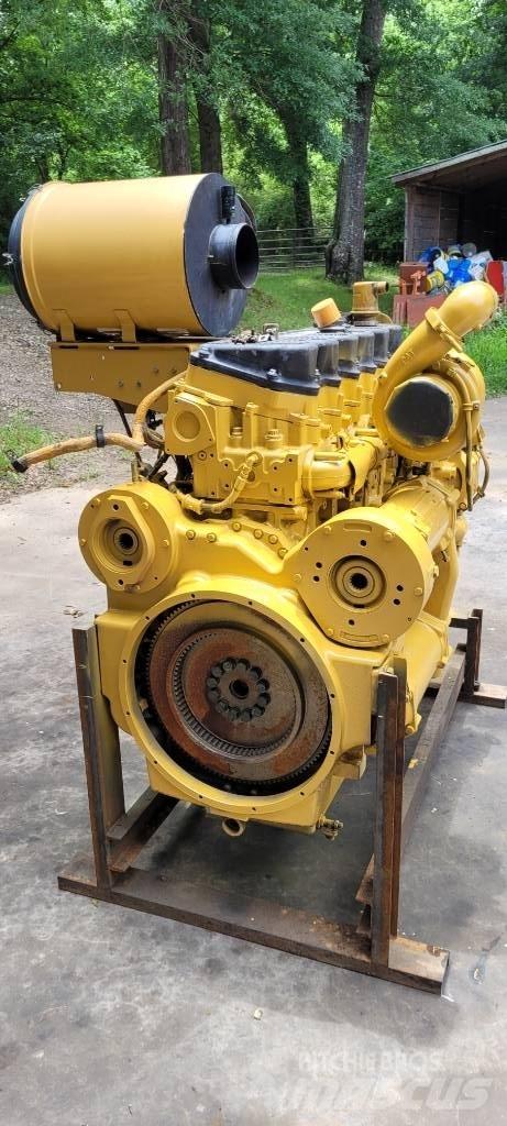 CAT 740B ENGINE Karjeriniai savivarčiai