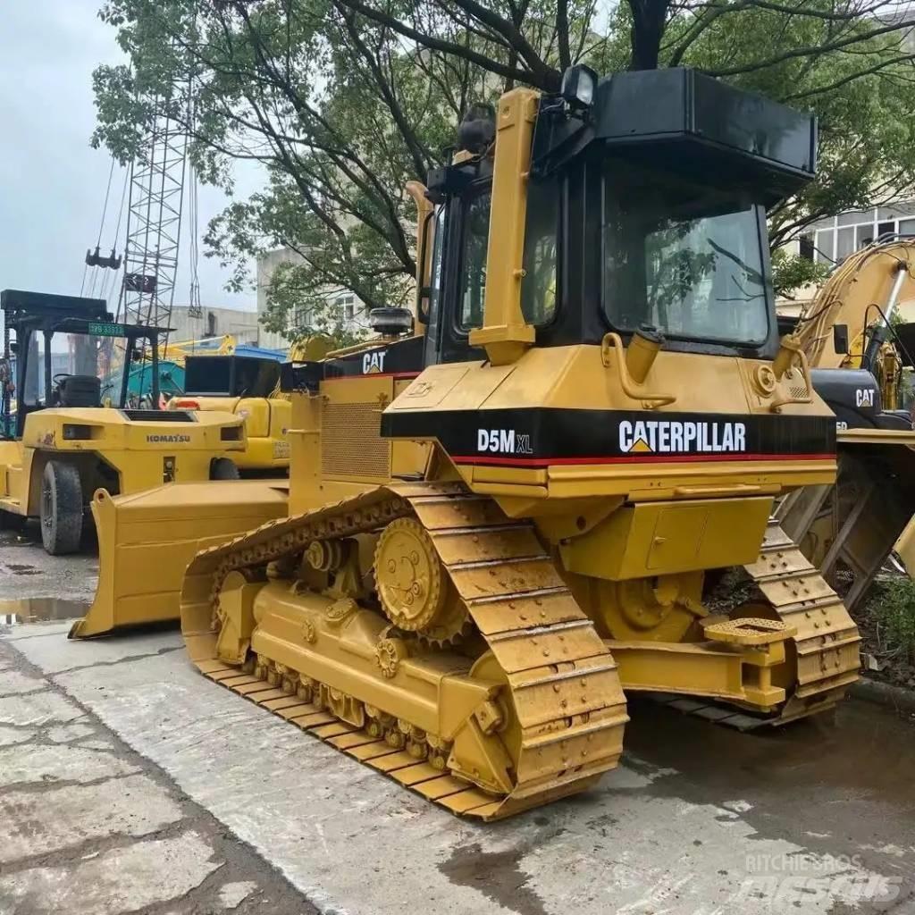 CAT D 5 M XL Vikšriniai buldozeriai