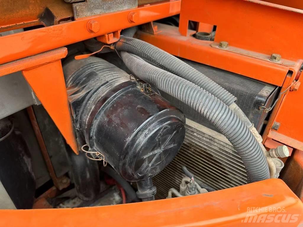 Hitachi ZX 75 US Vidutinės galios ekskavatoriai 7-12 t