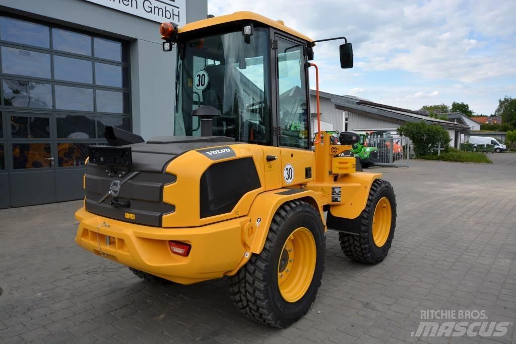 Volvo L 35 HS Naudoti ratiniai krautuvai