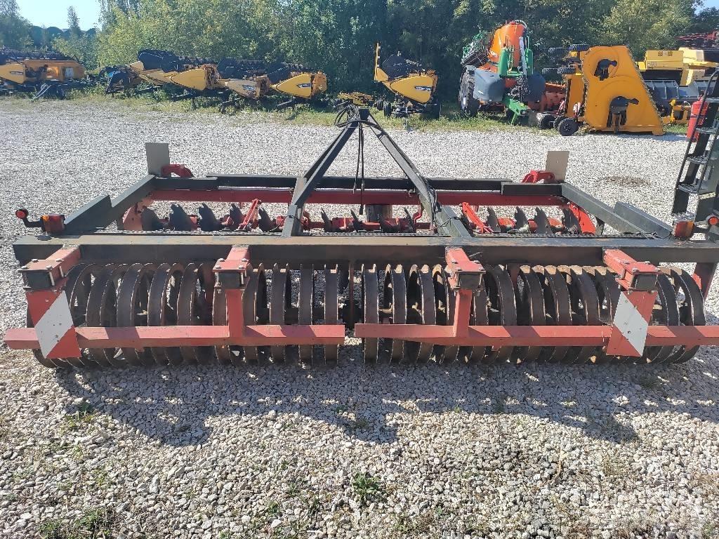  Randaal 4m Varomosios akėčios ir žemės frezos