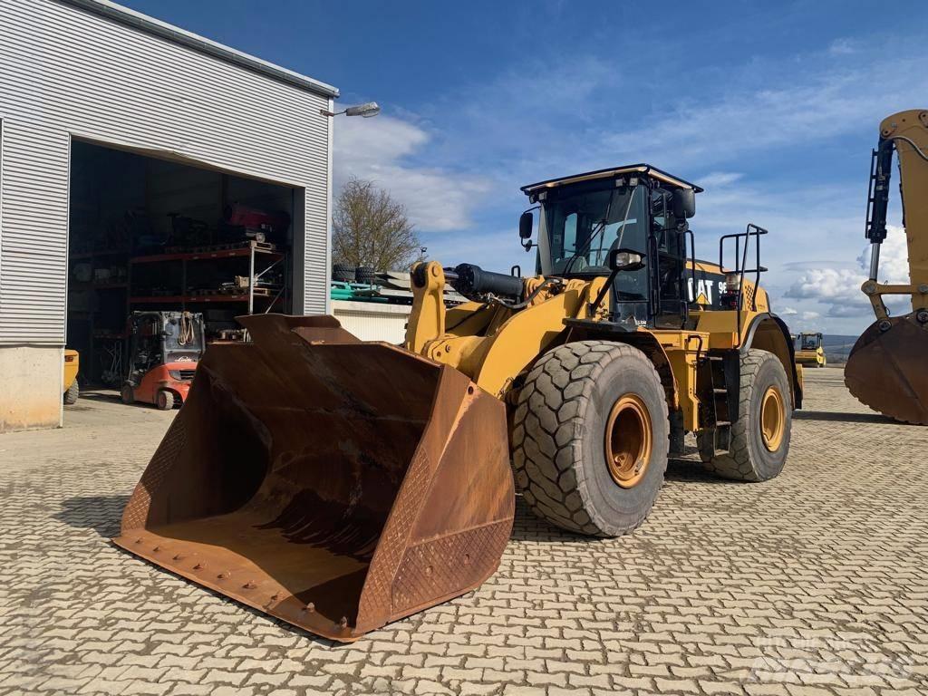CAT 966K XE Naudoti ratiniai krautuvai