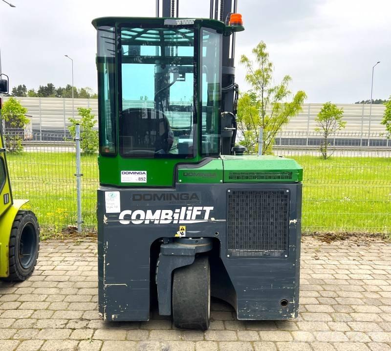 Combilift CB 2500 Šakiniai krautuvai su privažiavimu iš visų keturių pusių