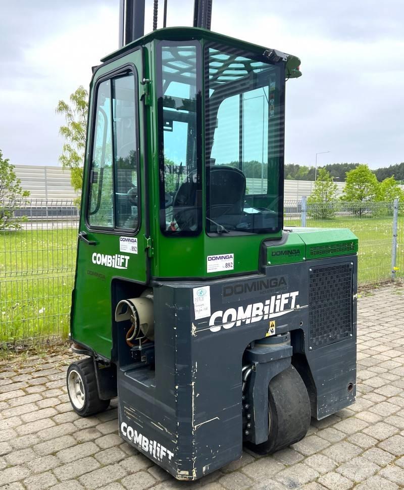 Combilift CB 2500 Šakiniai krautuvai su privažiavimu iš visų keturių pusių