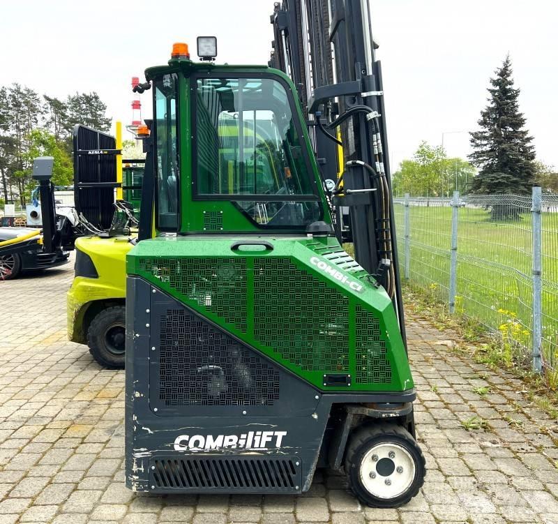 Combilift CB 2500 Šakiniai krautuvai su privažiavimu iš visų keturių pusių